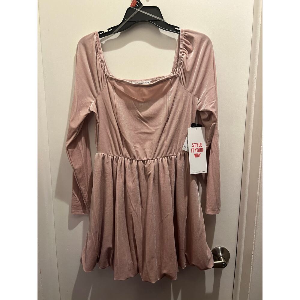NWT Celebrity Pink  Long Sleeve Velvet Bubble Hem Mini Dress womens